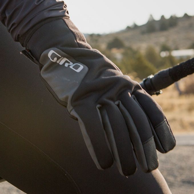 Ambient 2.0 Glove Details